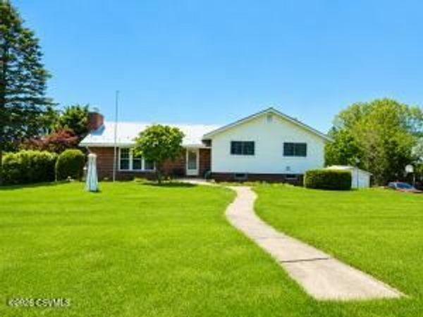 1110 SKYVIEW Drive , Milton, PA 17847