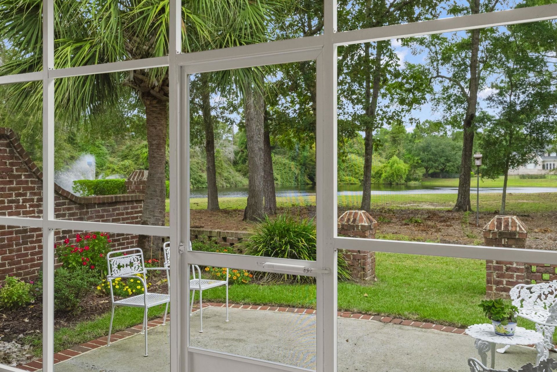 12 Courtyard Circle  Photo 7