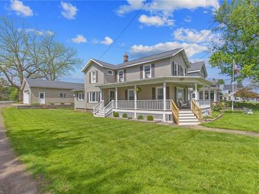 2727 State Route 48, Minetto, NY 13115