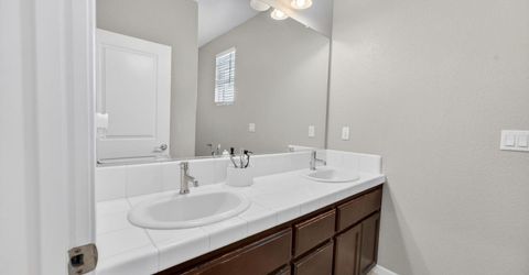 1211 Golden Angel Way, Sacramento, CA 95838 Photo