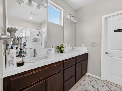 1211 Golden Angel Way, Sacramento, CA 95838 Photo