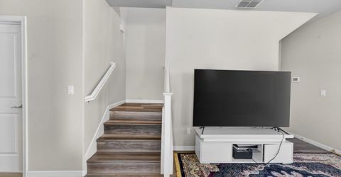 1211 Golden Angel Way, Sacramento, CA 95838 Photo