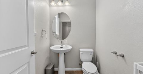 1211 Golden Angel Way, Sacramento, CA 95838 Photo