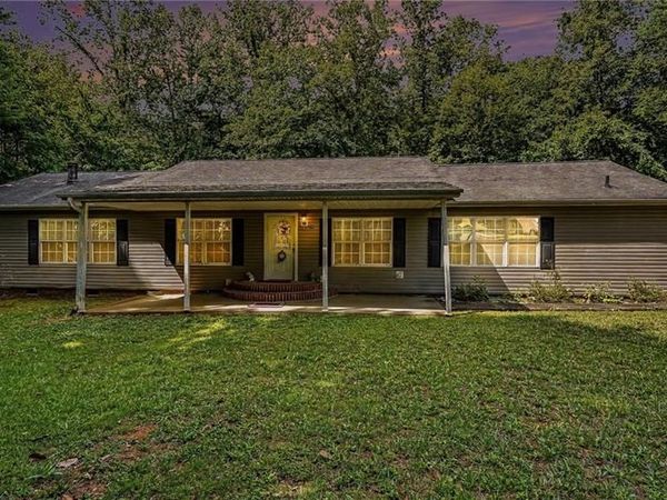 226 Greystone Drive , King, NC 27021