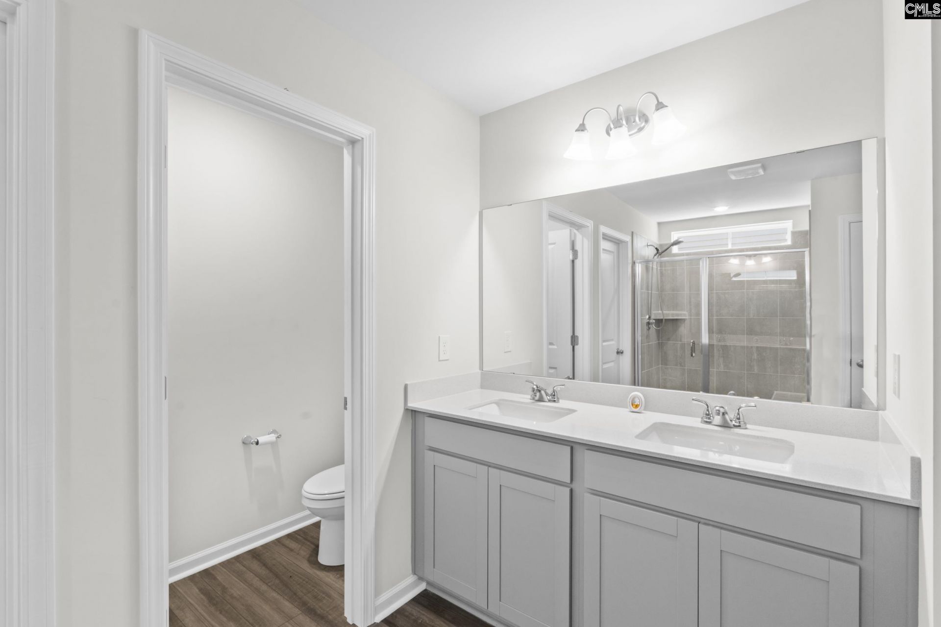 605 Edgemont Court  Photo 23