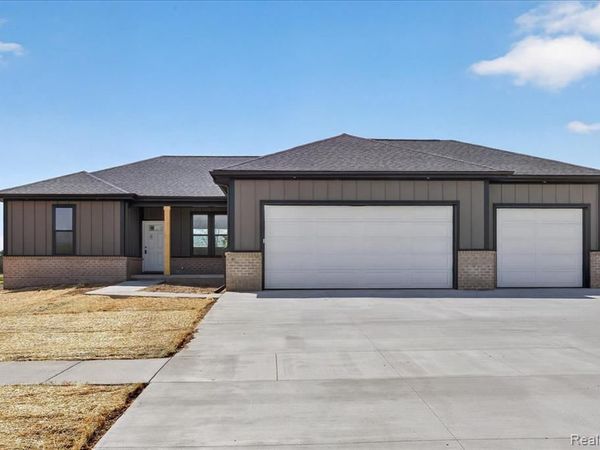 2401 McClellan Boulevard, Davison, MI 48423