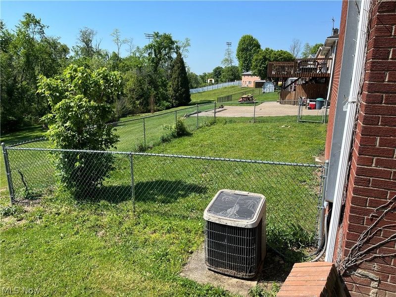 128 Grandview Drive, Wintersville, OH 43953 Photo 3