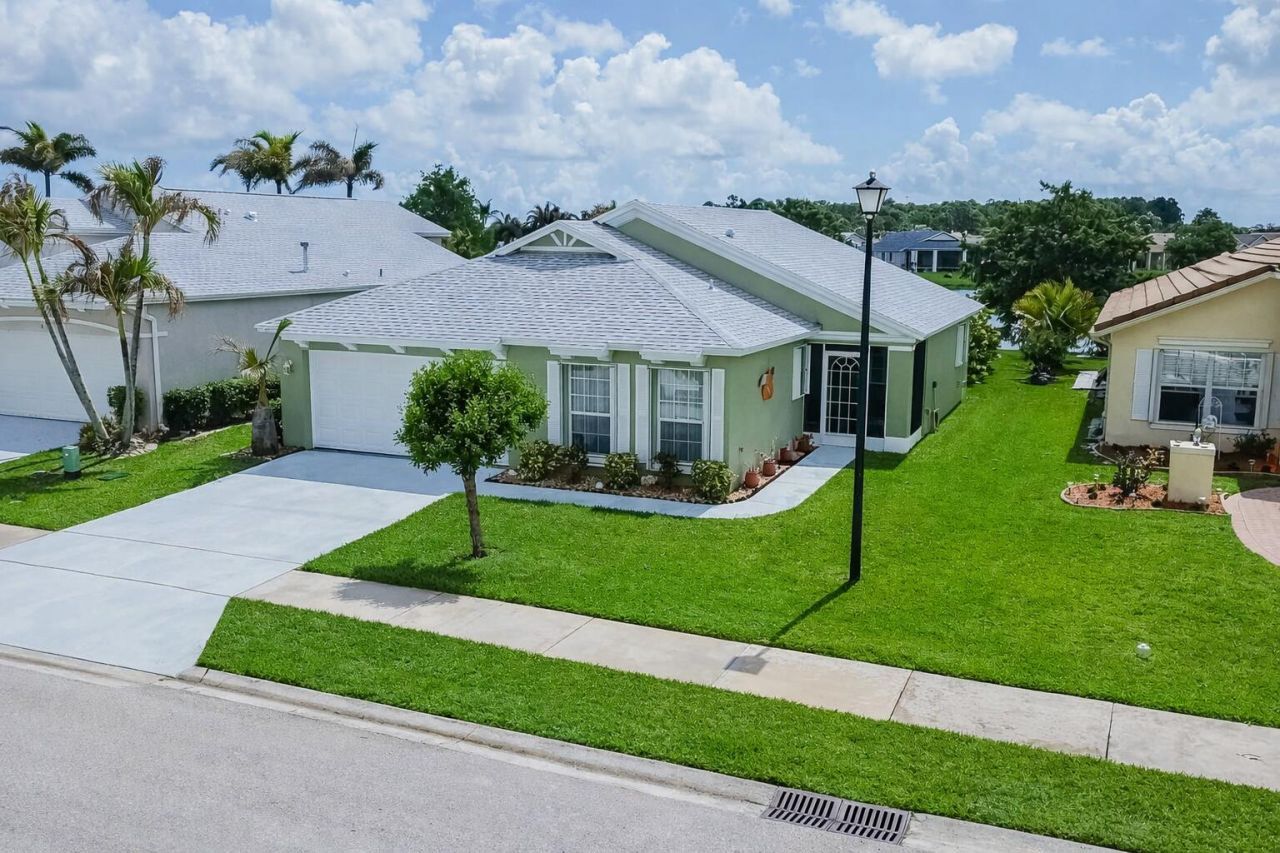472 SW Talquin Lane, Port Saint Lucie, FL 34986 Photo