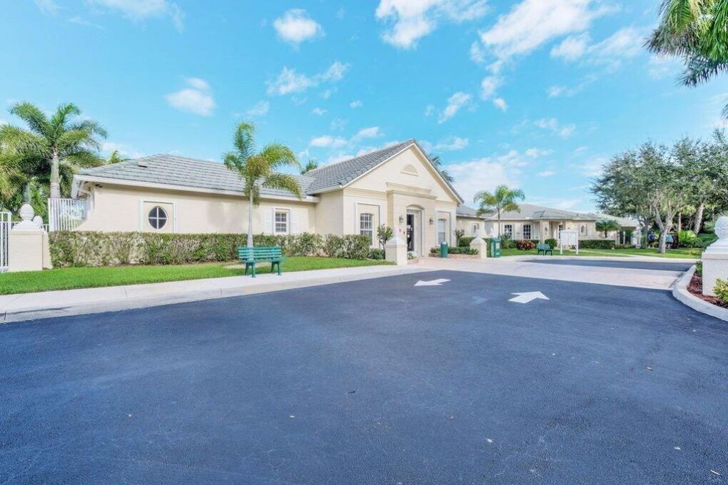 472 SW Talquin Lane, Port Saint Lucie, FL 34986 Photo