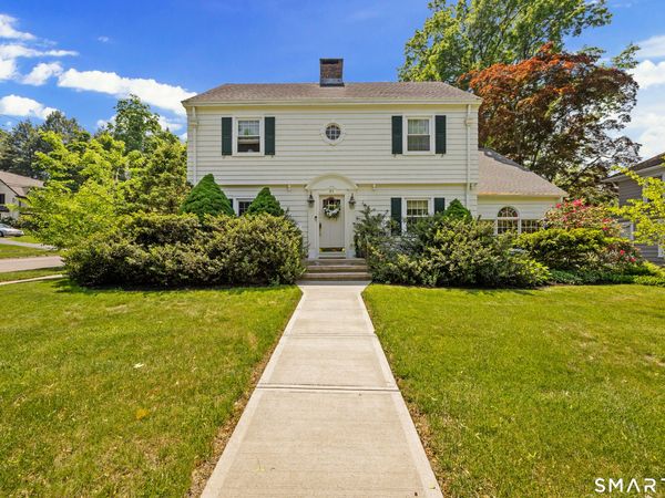 37 Ridgewood, North Haven, CT 06473