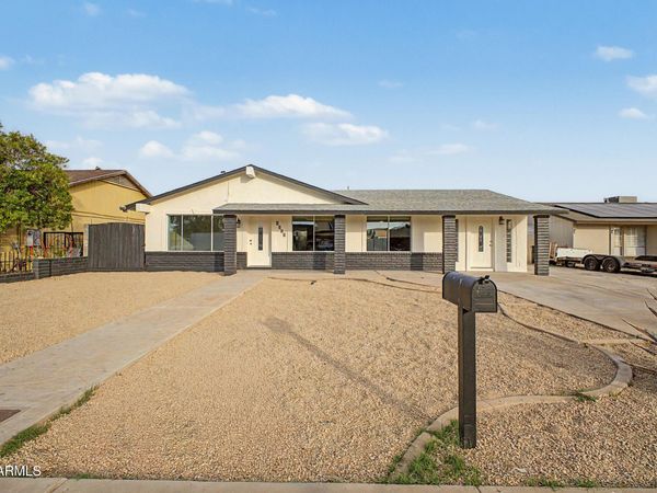 7809 W MONTEREY Way, Phoenix, AZ 85033