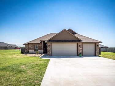 13122 NE Shadow Ridge Dr, Elgin, OK 73538