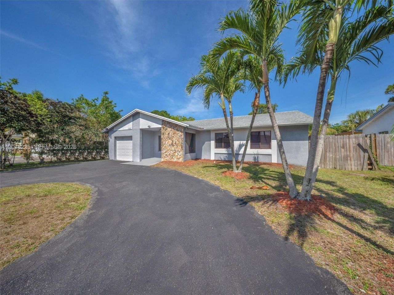 1027 SW 49th Ter , Margate, FL 33068 Photo