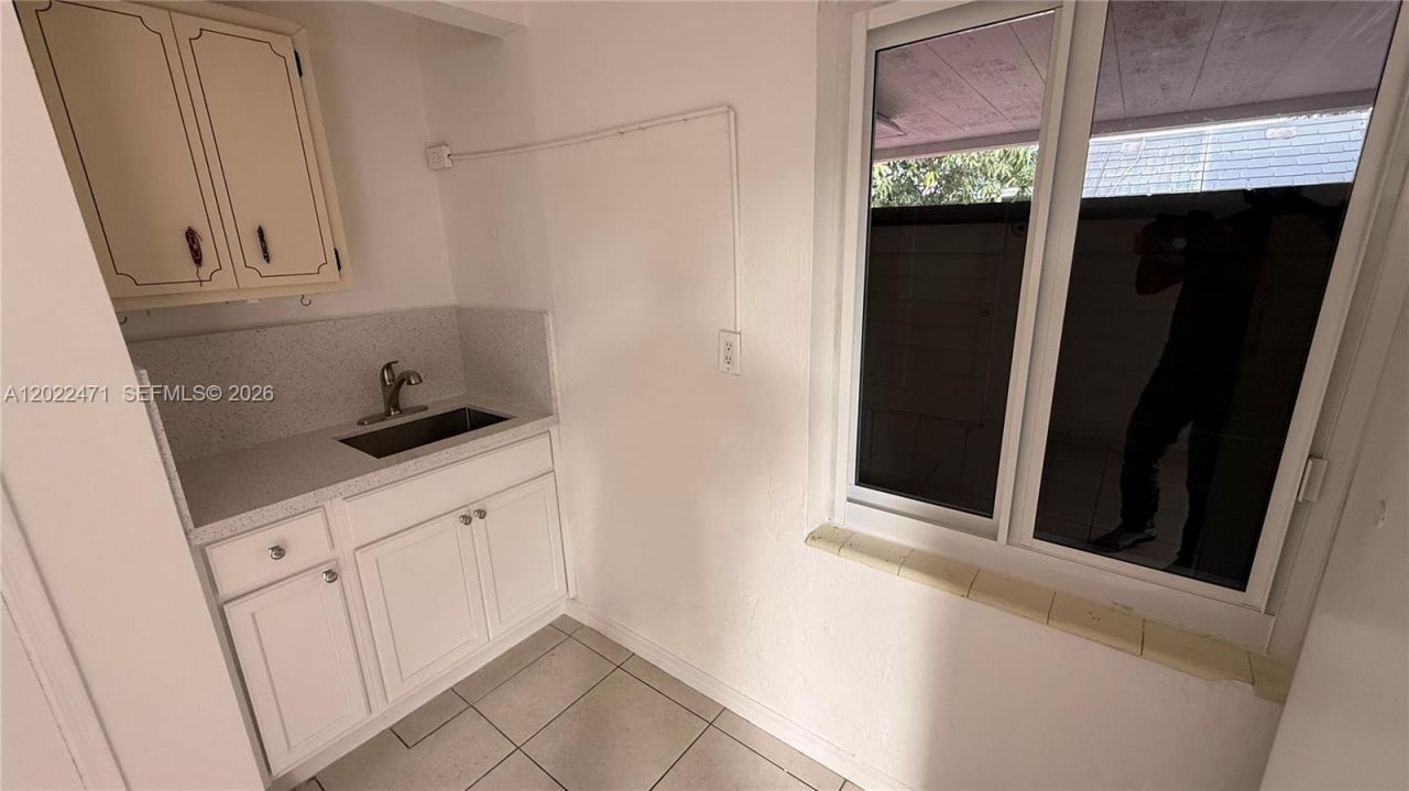317 W 36th St , Unit 2, Hialeah, FL 33012 Photo