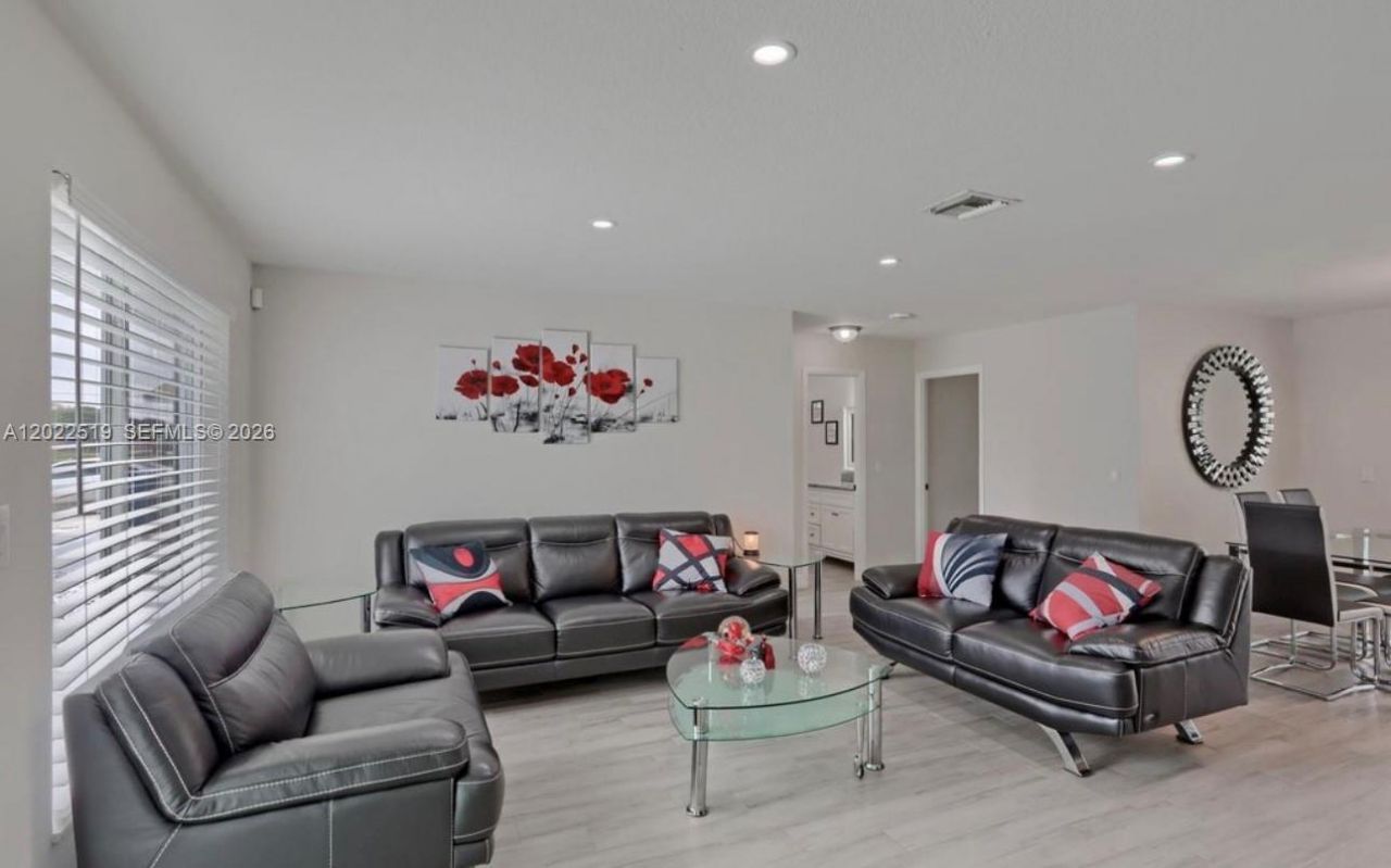 876 Gardenia Dr , Royal Palm Beach, FL 33411 Photo