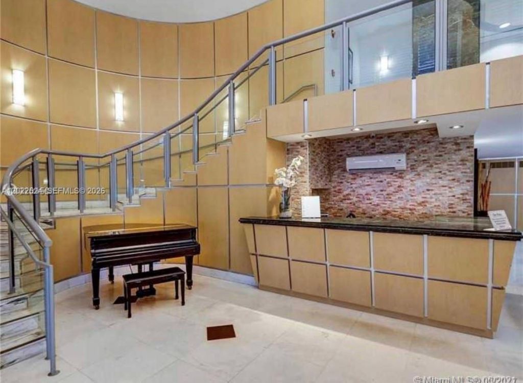 6770 Indian Creek Dr , Unit 10T, Miami Beach, FL 33141 Photo