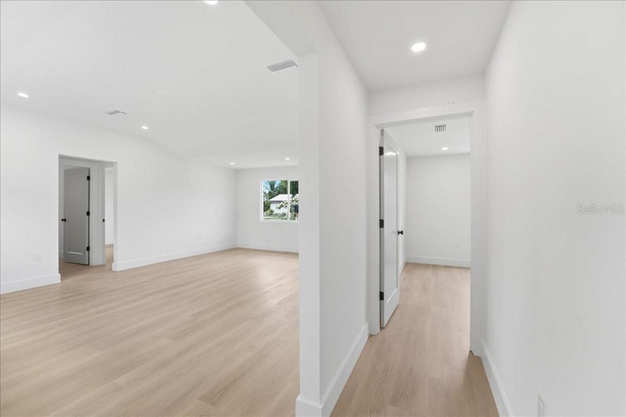 1205 40th Street W, Bradenton, FL 34205 Photo
