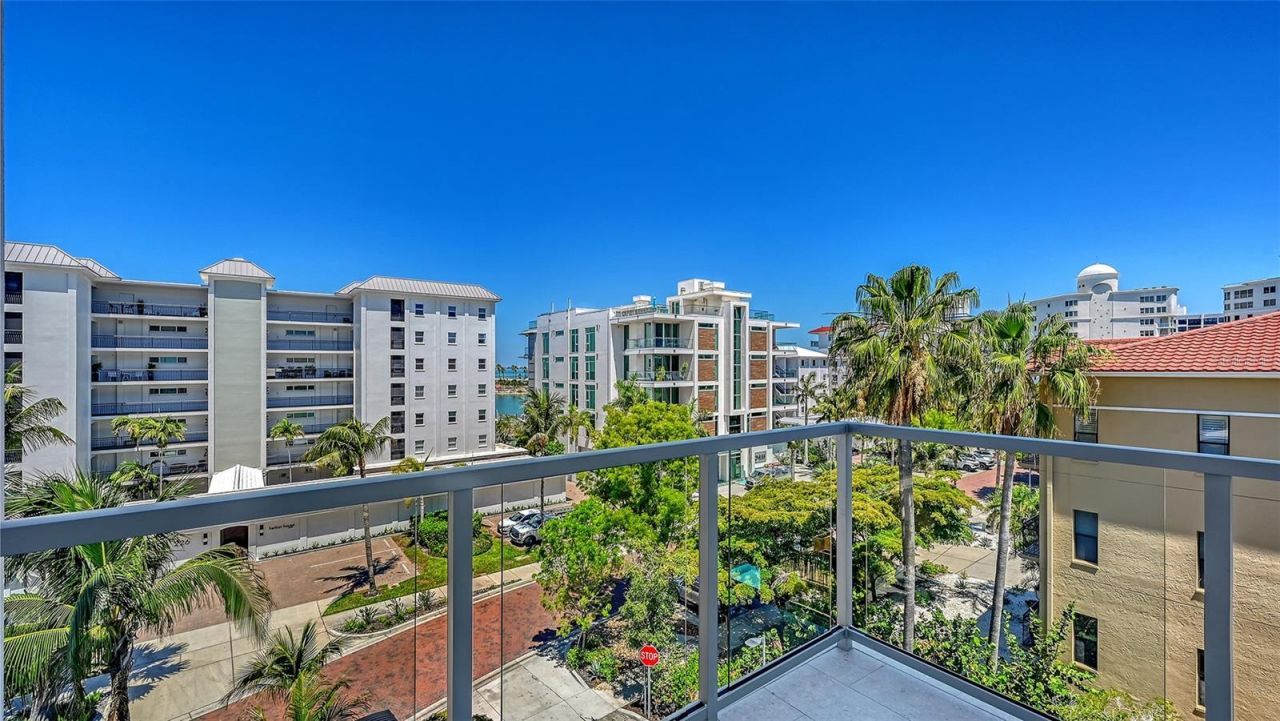 253 Golden Gate Point, Unit 401, Sarasota, FL 34236 Photo