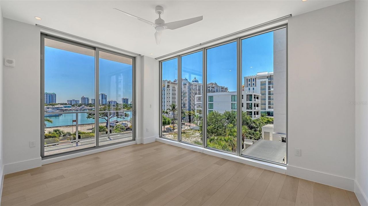 253 Golden Gate Point, Unit 401, Sarasota, FL 34236 Photo