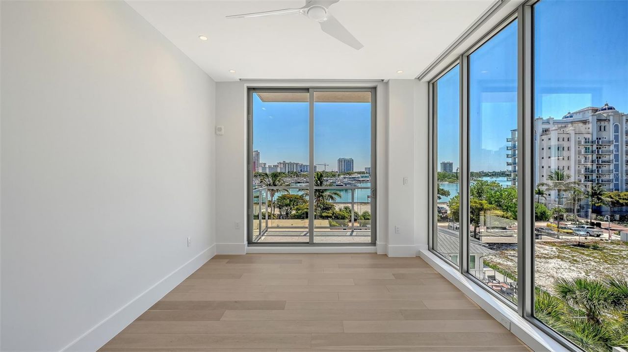 253 Golden Gate Point, Unit 401, Sarasota, FL 34236 Photo