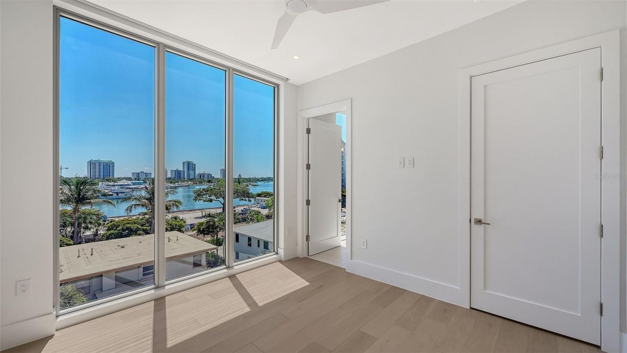 253 Golden Gate Point, Unit 401, Sarasota, FL 34236 Photo