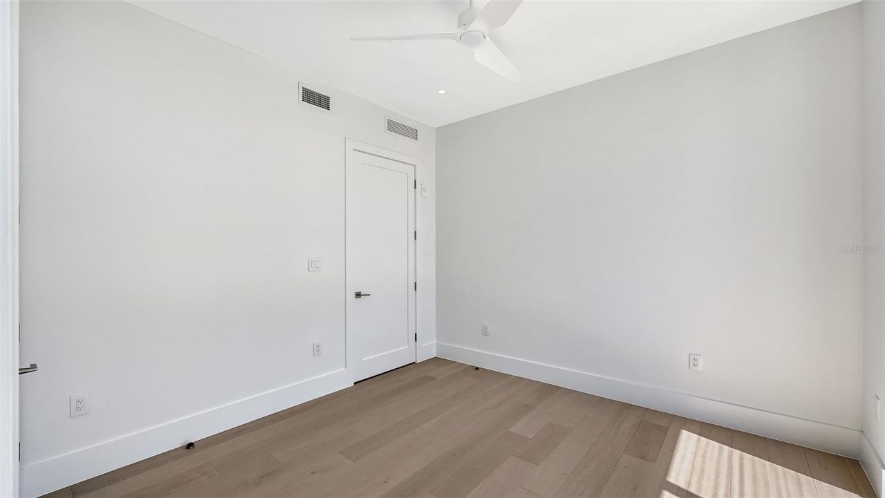 253 Golden Gate Point, Unit 401, Sarasota, FL 34236 Photo
