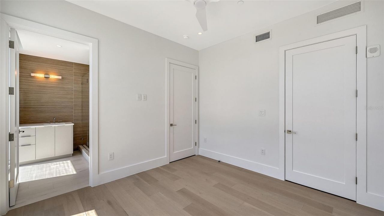 253 Golden Gate Point, Unit 401, Sarasota, FL 34236 Photo