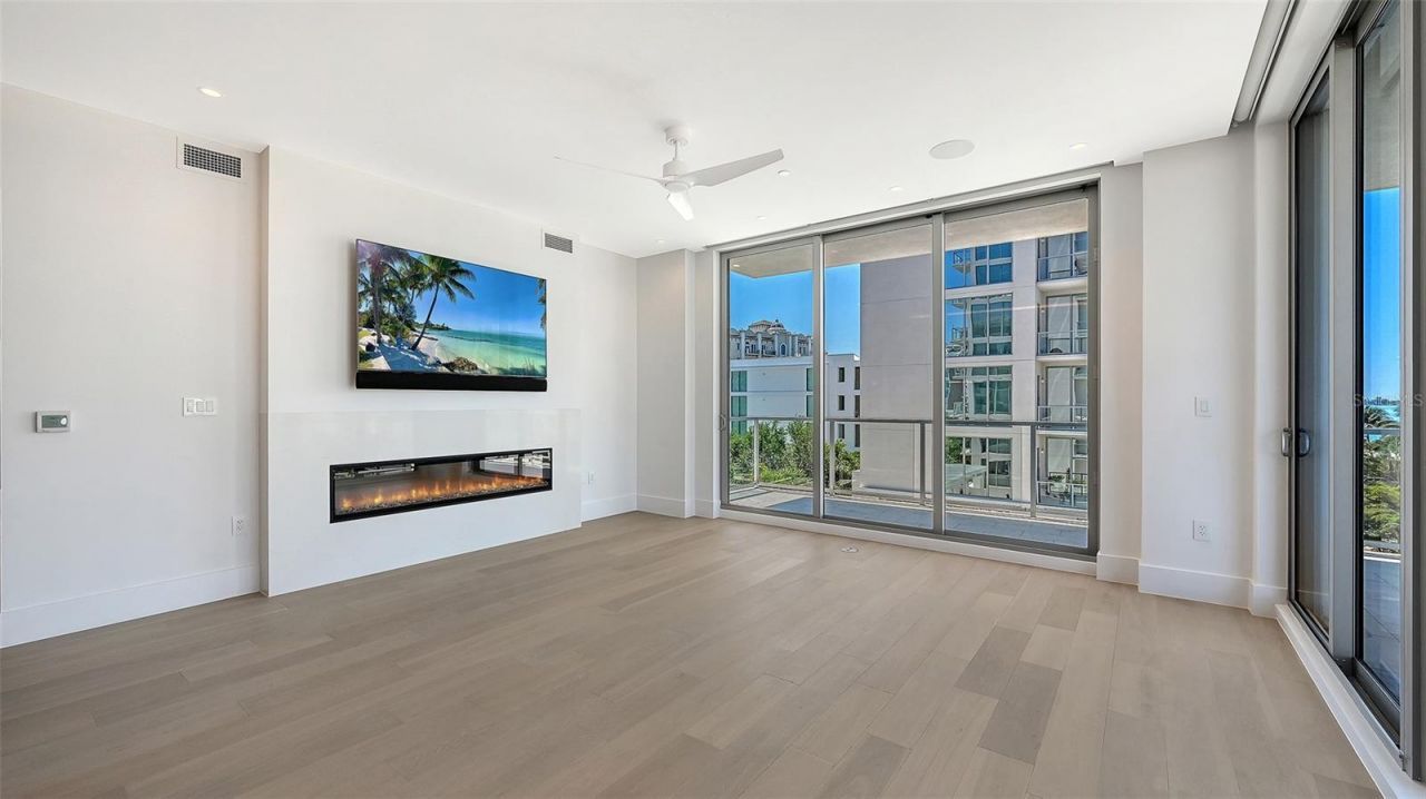 253 Golden Gate Point, Unit 401, Sarasota, FL 34236 Photo