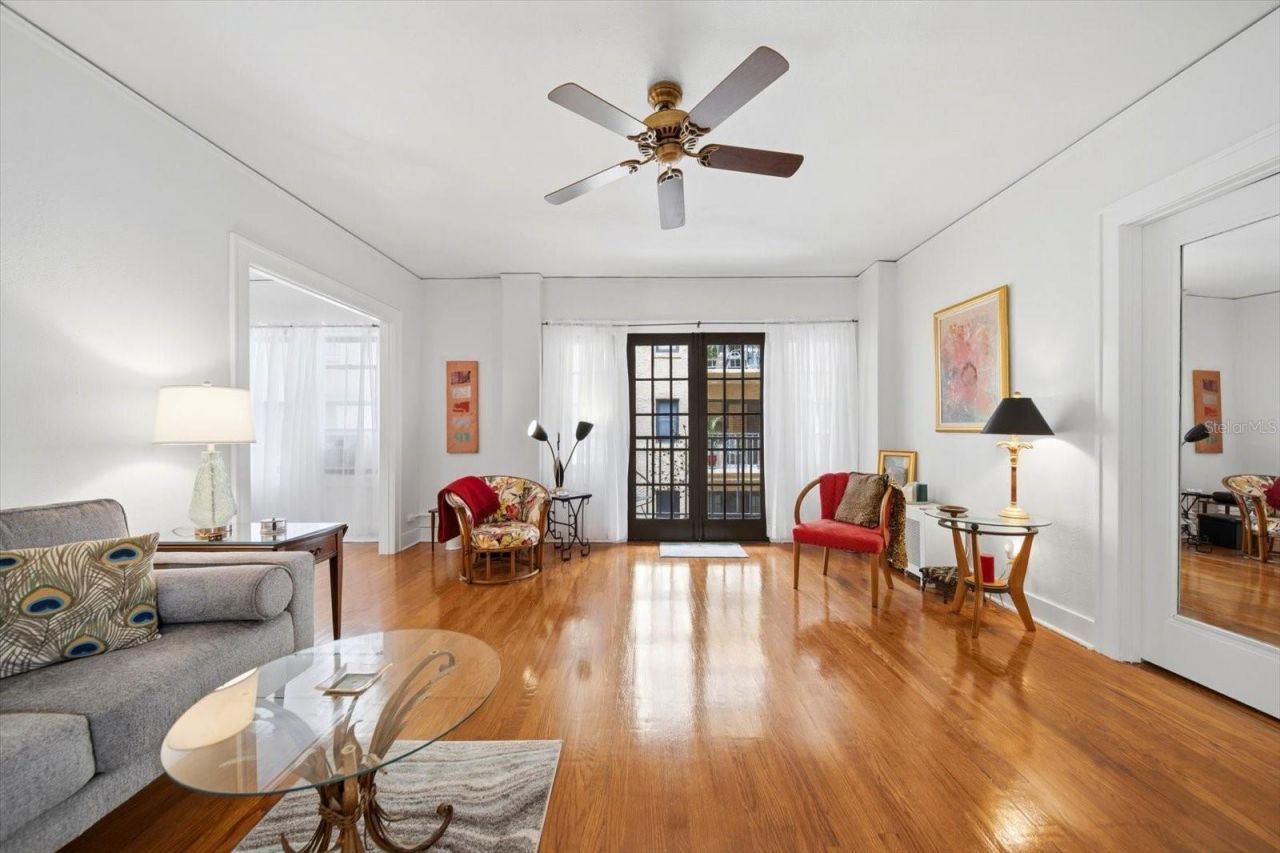 130 4th Avenue N, Unit 305, Saint Petersburg, FL 33701 Photo