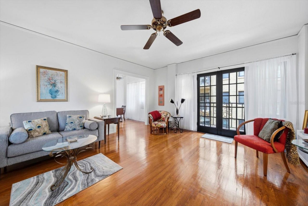 130 4th Avenue N, Unit 305, Saint Petersburg, FL 33701 Photo