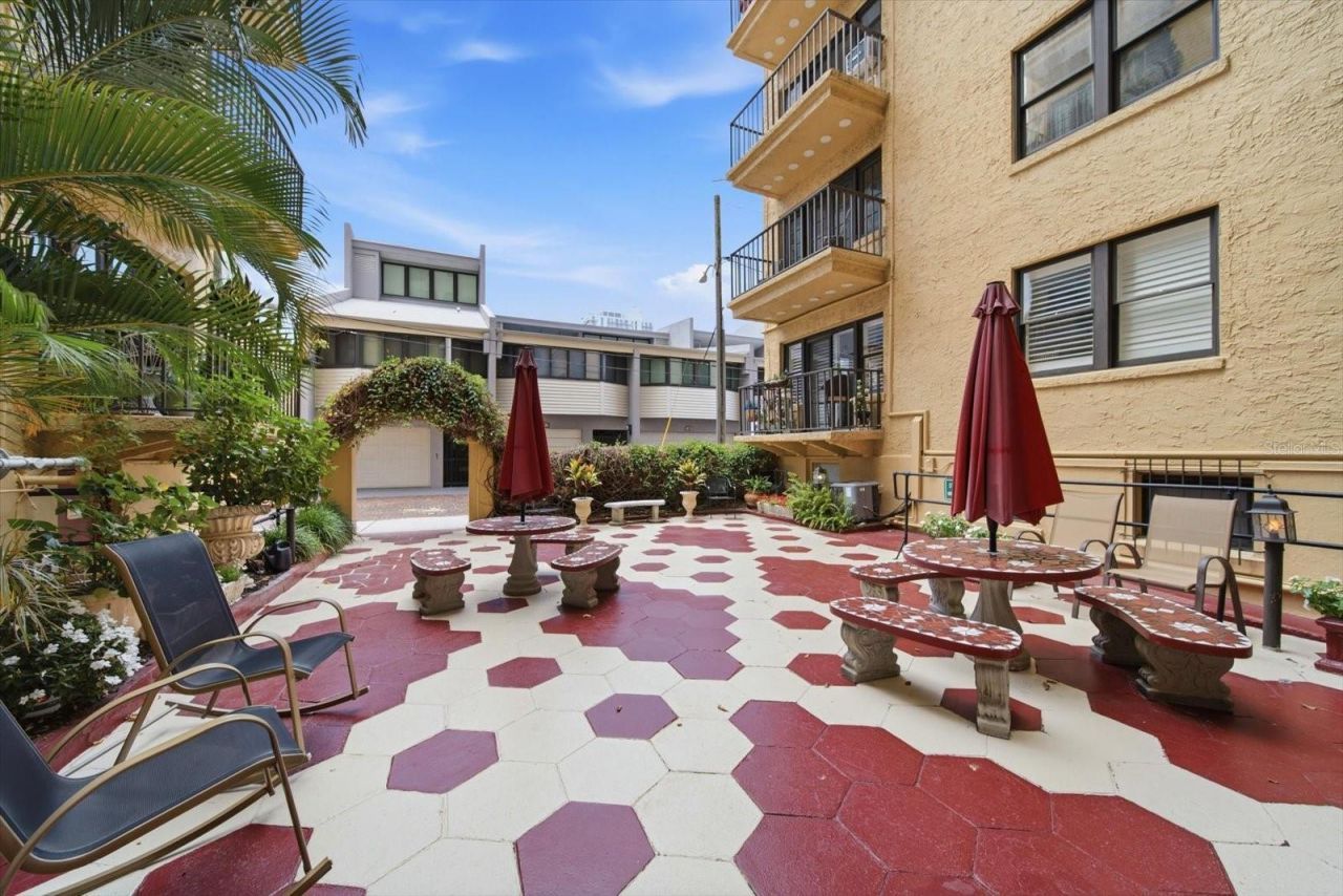 130 4th Avenue N, Unit 305, Saint Petersburg, FL 33701 Photo