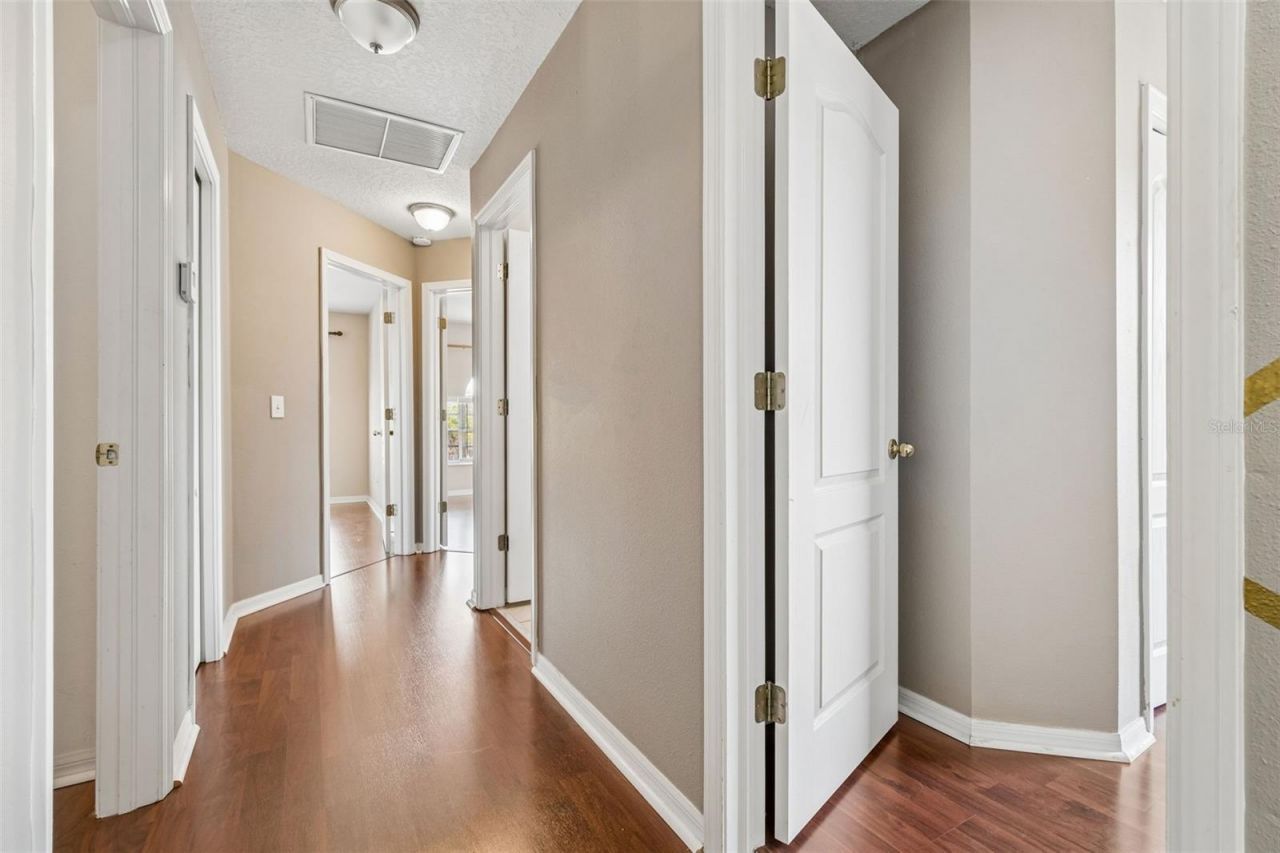 8718 Sandy Plains Drive , Riverview, FL 33578 Photo