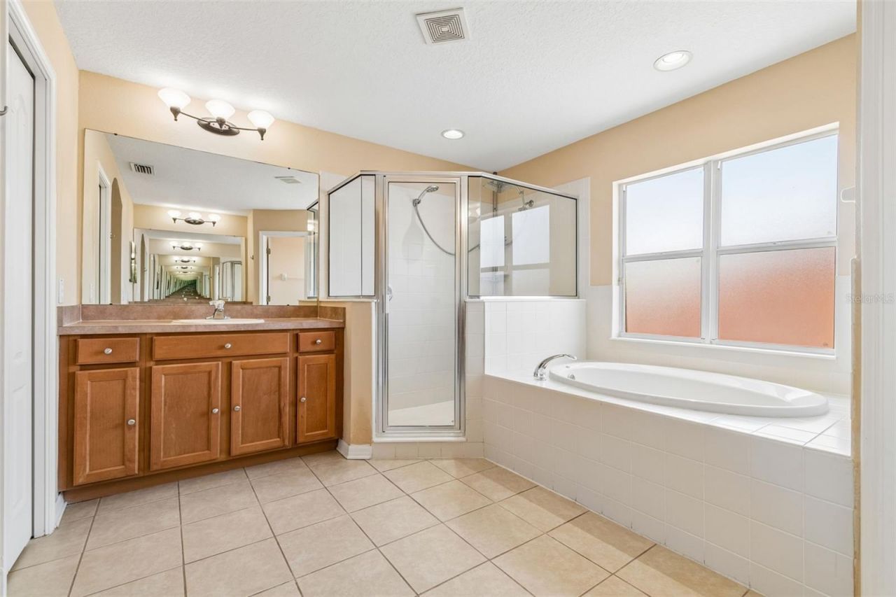8718 Sandy Plains Drive , Riverview, FL 33578 Photo