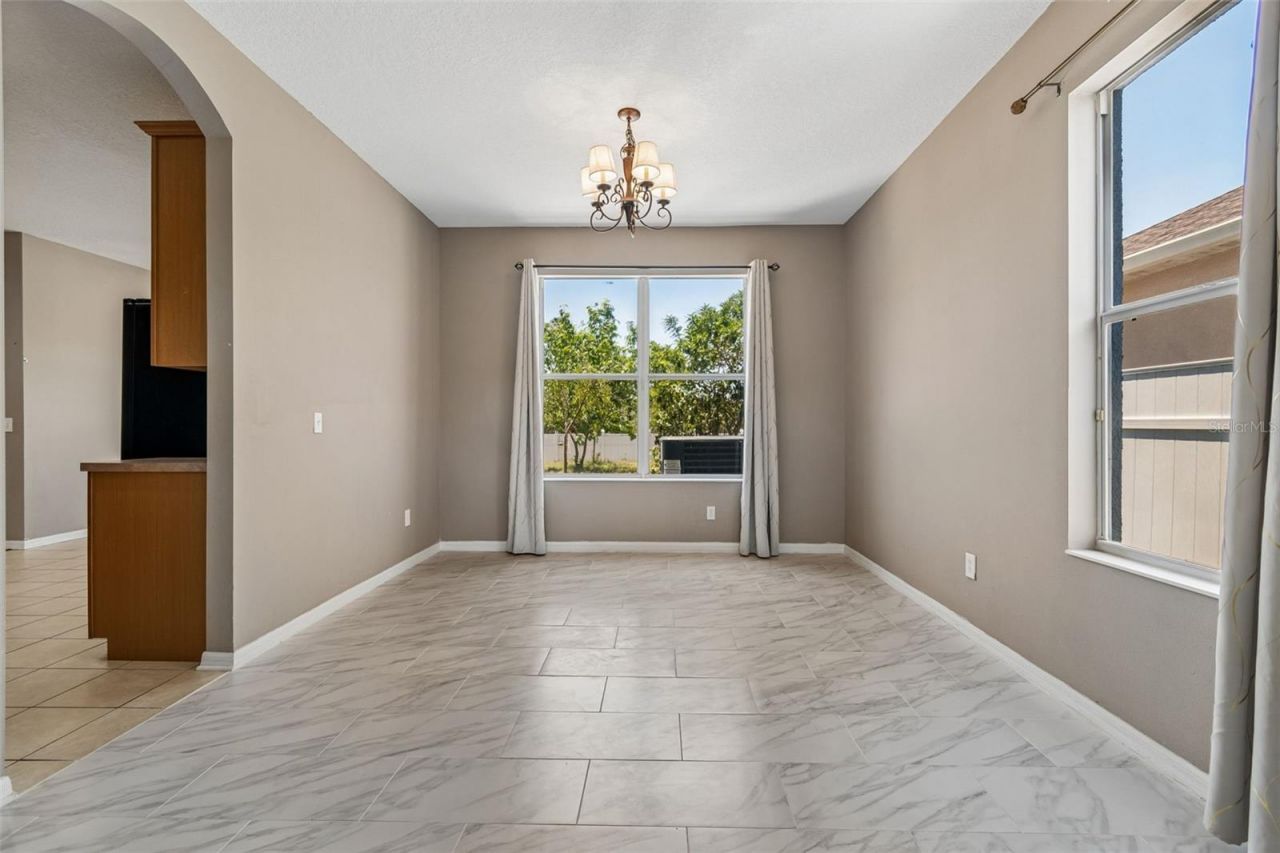 8718 Sandy Plains Drive , Riverview, FL 33578 Photo