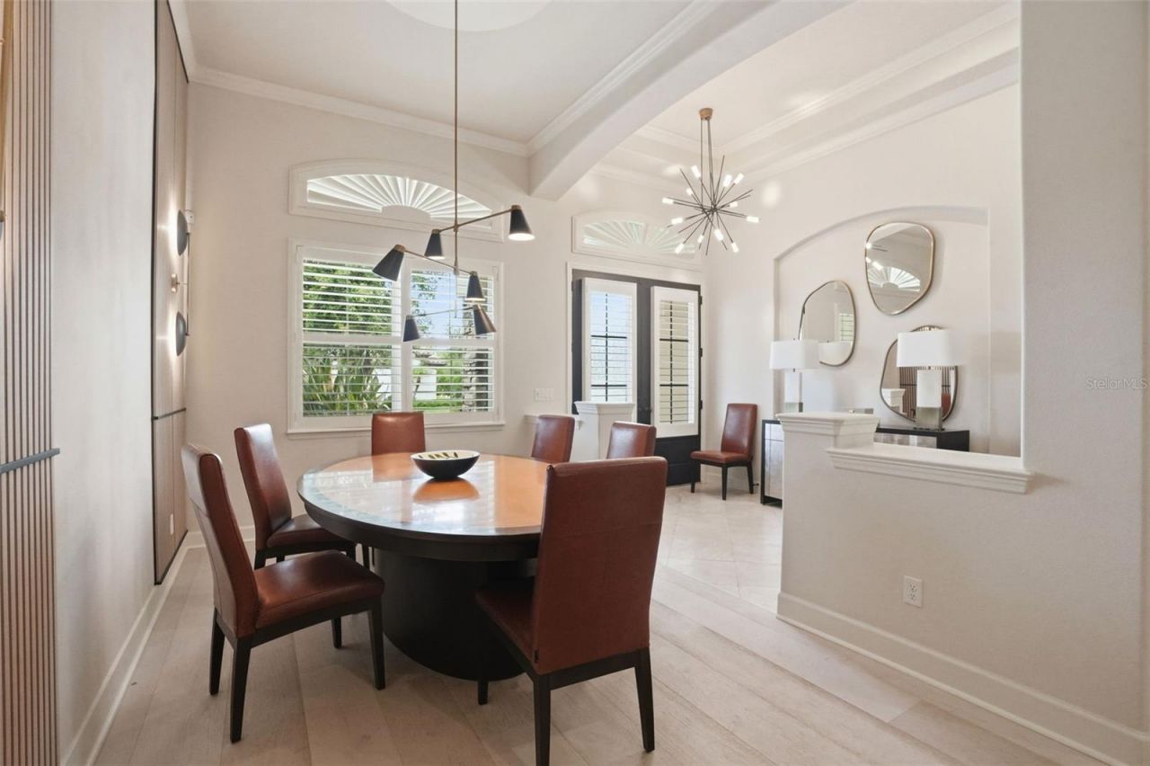2165 Majestic Oaks Boulevard, Clearwater, FL 33759 Photo