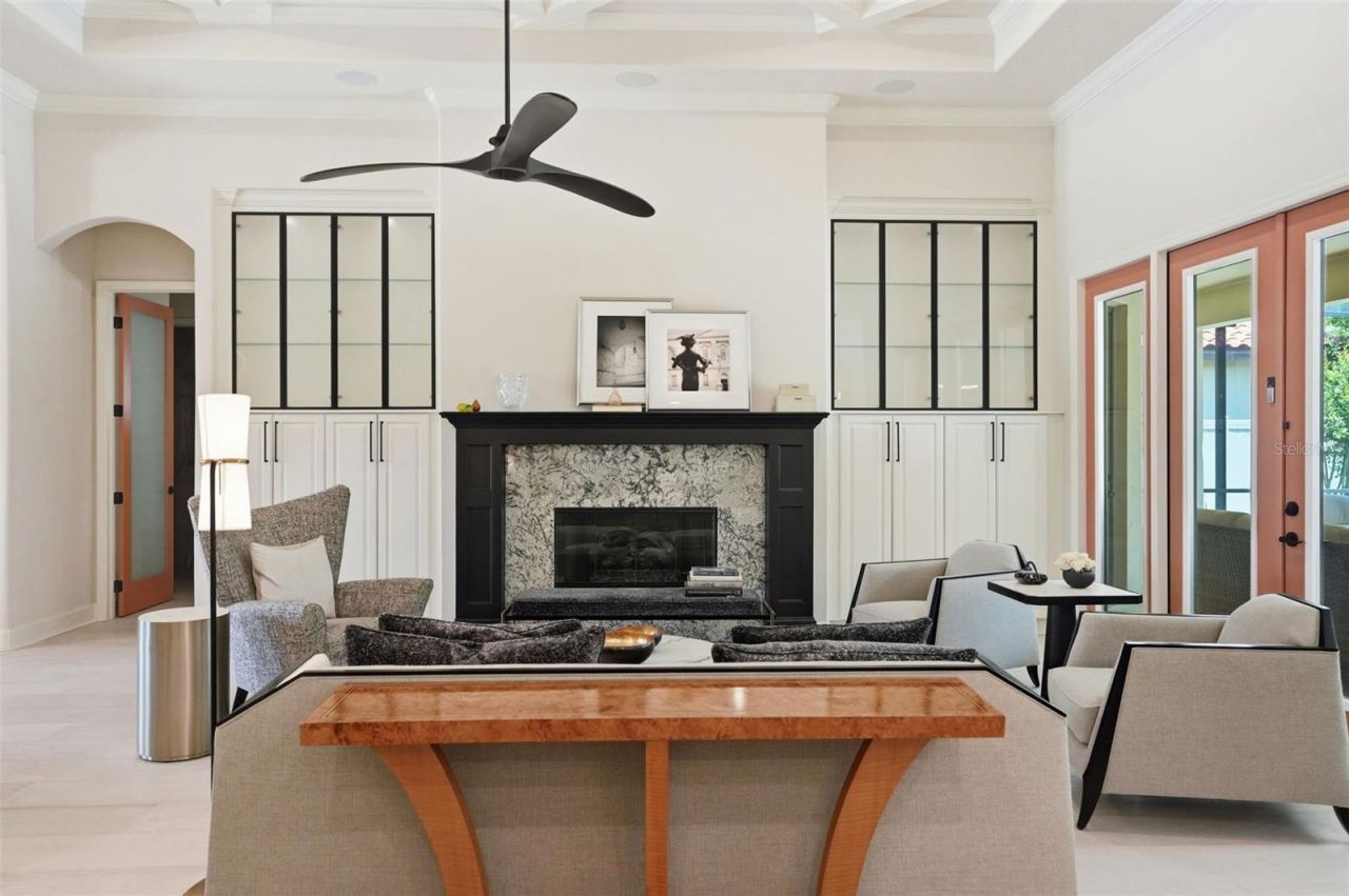 2165 Majestic Oaks Boulevard, Clearwater, FL 33759 Photo