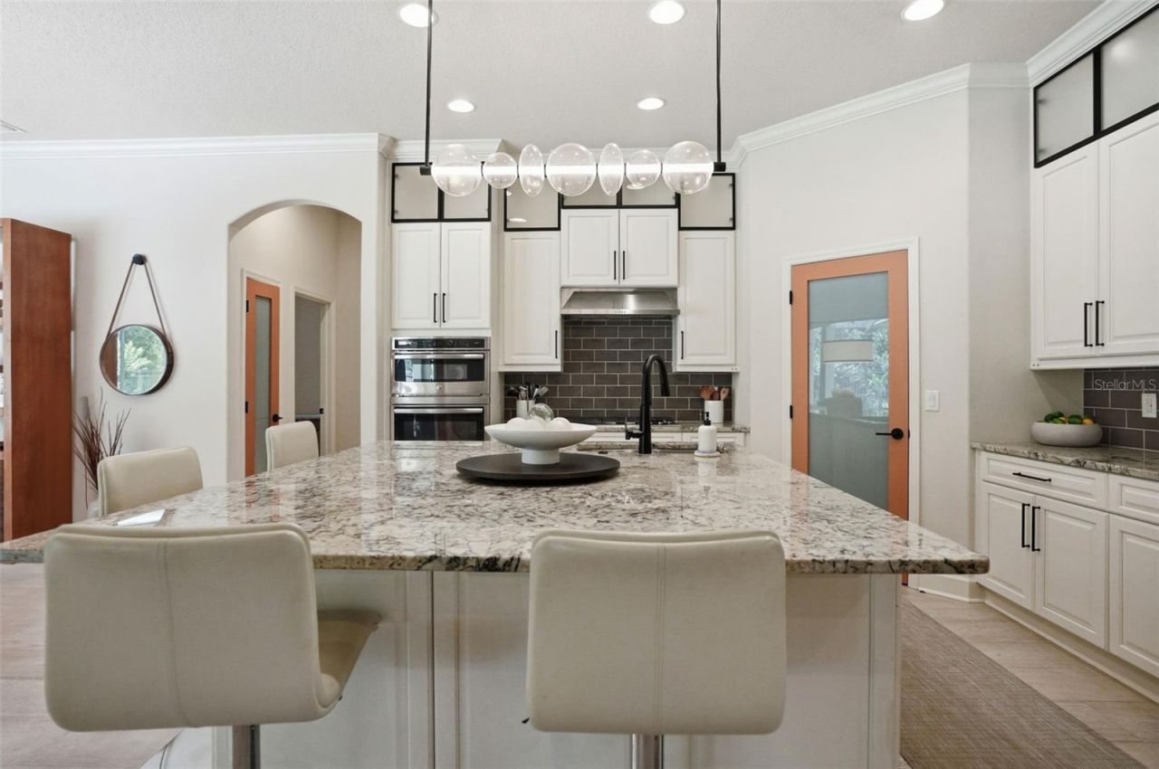 2165 Majestic Oaks Boulevard, Clearwater, FL 33759 Photo