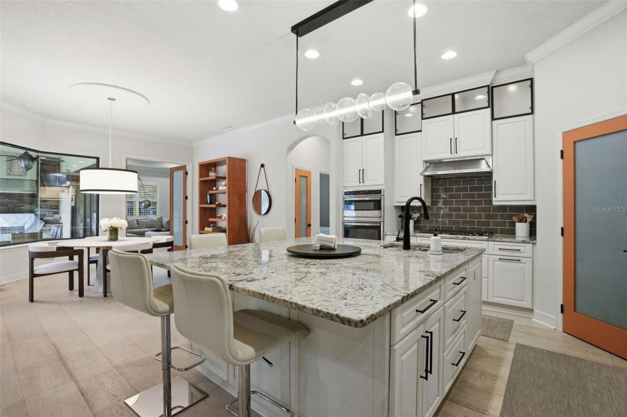 2165 Majestic Oaks Boulevard, Clearwater, FL 33759 Photo
