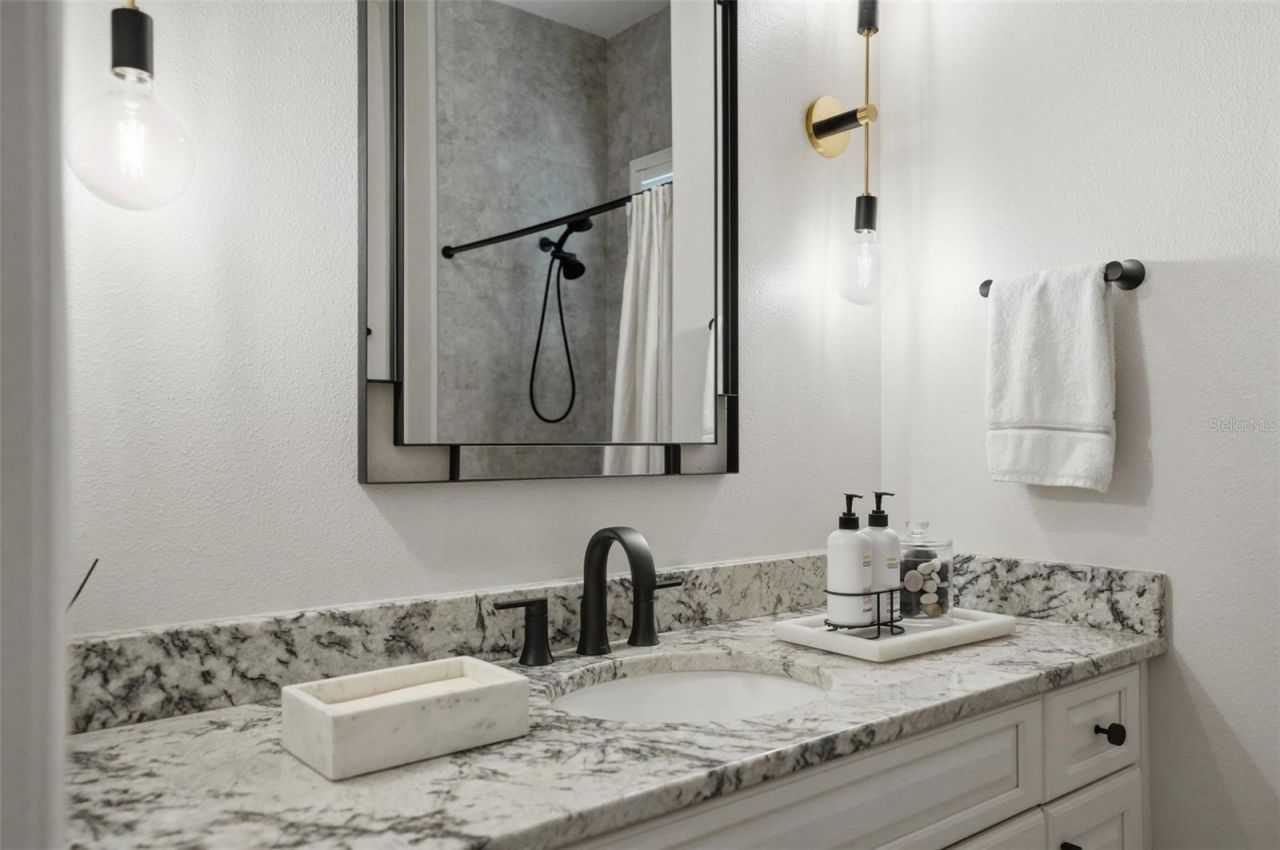2165 Majestic Oaks Boulevard, Clearwater, FL 33759 Photo