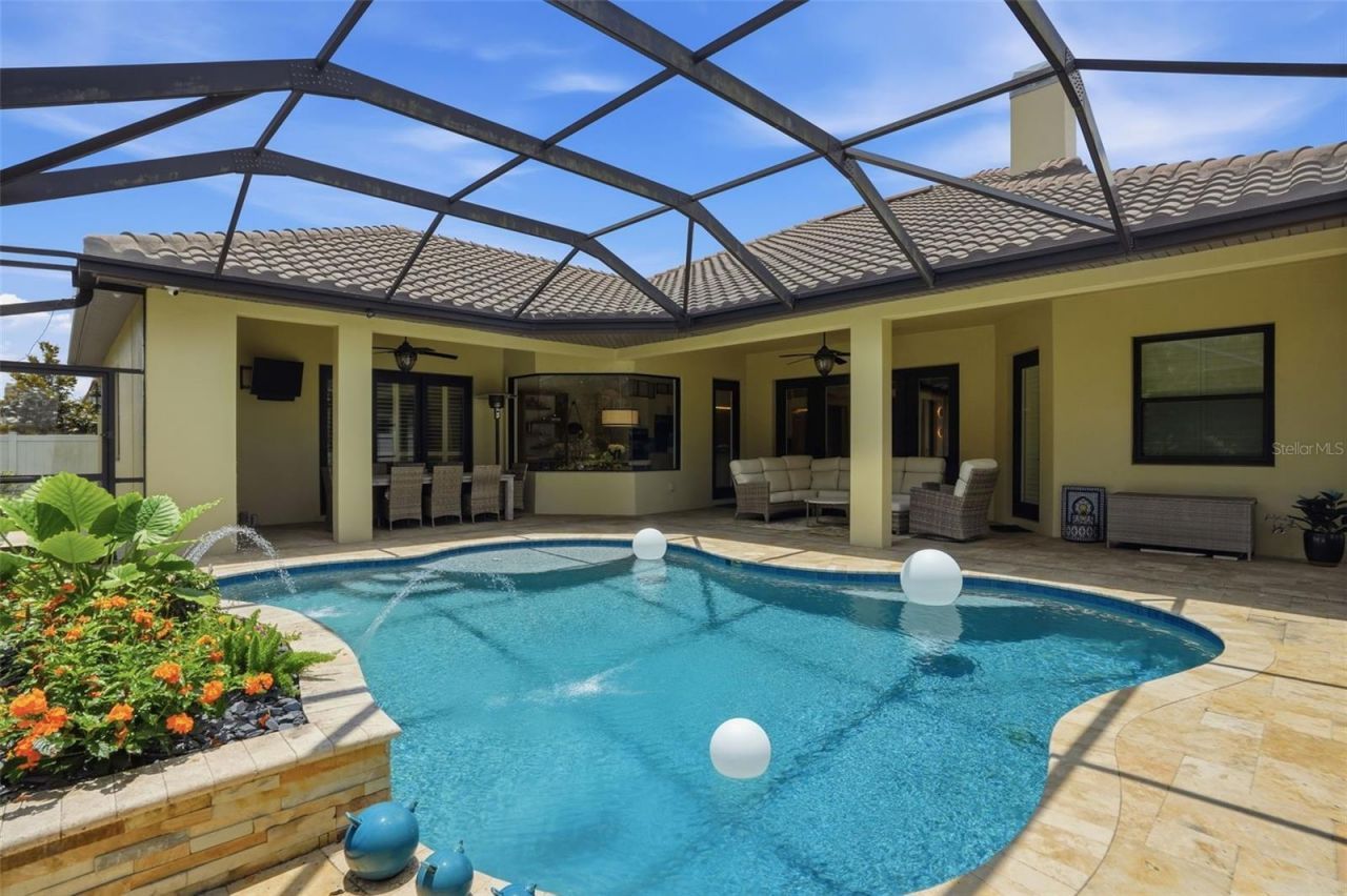 2165 Majestic Oaks Boulevard, Clearwater, FL 33759 Photo