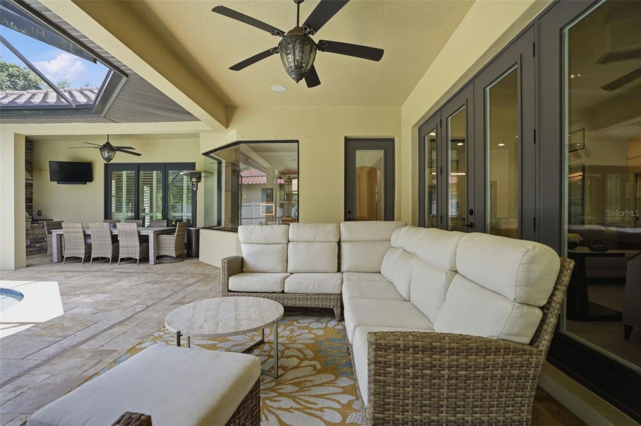 2165 Majestic Oaks Boulevard, Clearwater, FL 33759 Photo