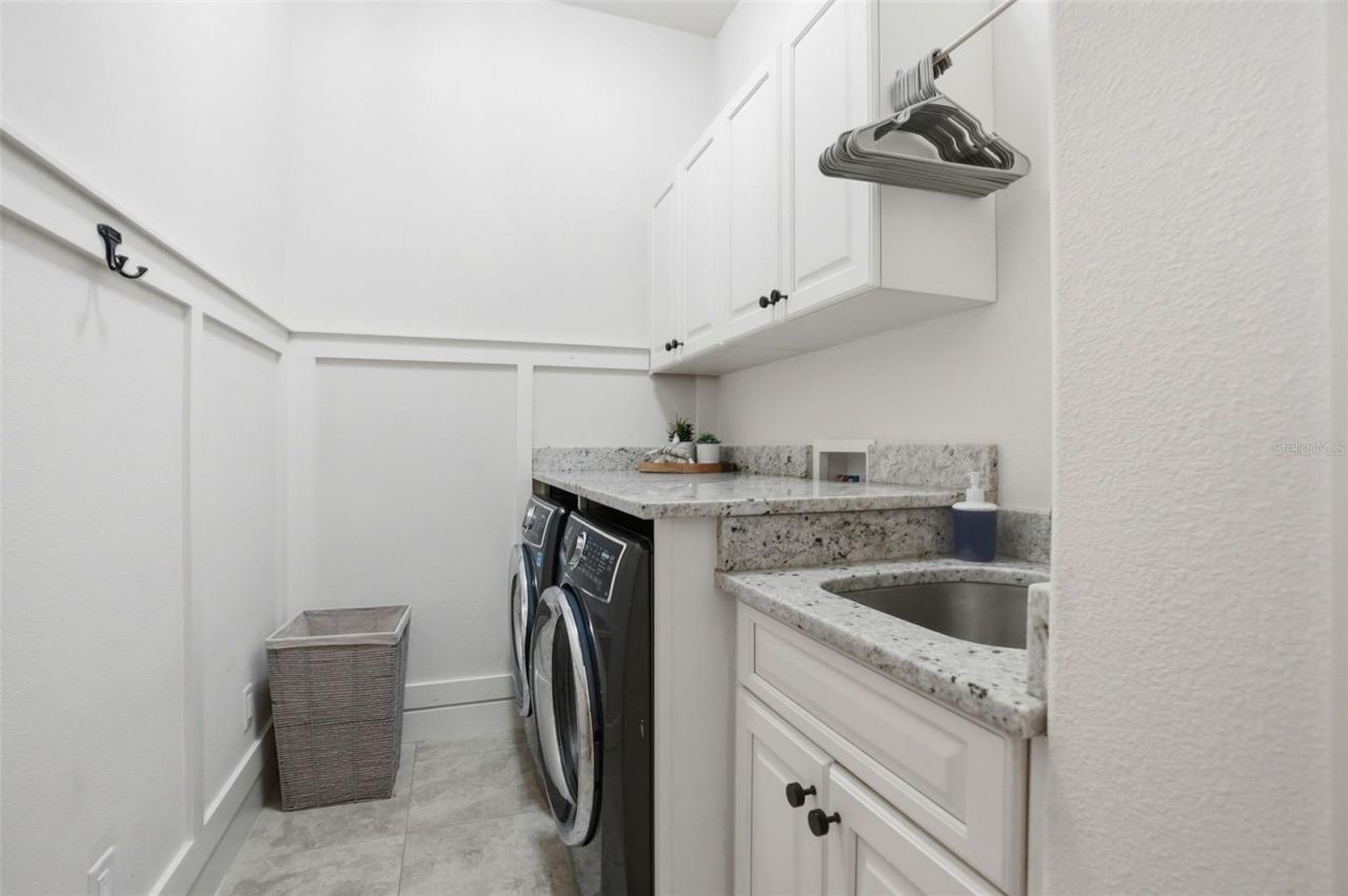 2165 Majestic Oaks Boulevard, Clearwater, FL 33759 Photo