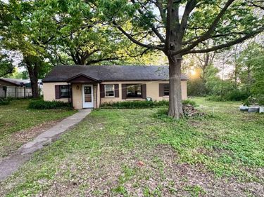 1537 11th Avenue SE, Saint Cloud, MN 56304