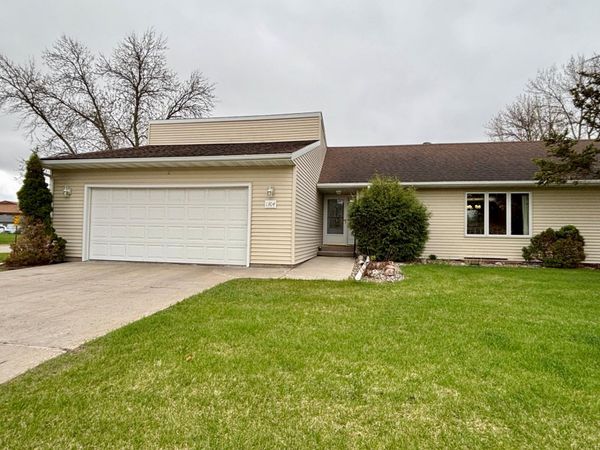 1304 Dale Street, Thief River Falls, MN 56701