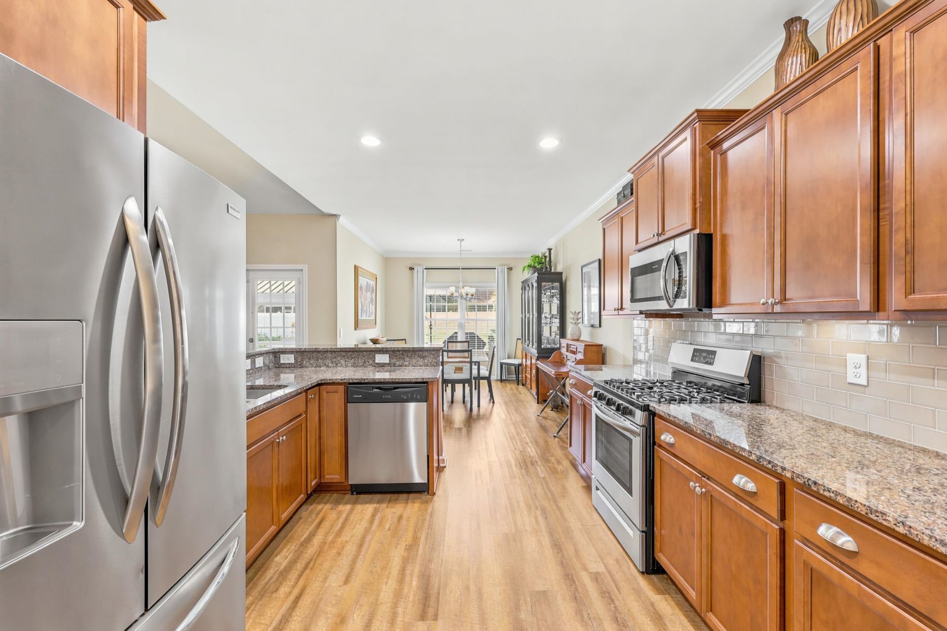 1046 Kennington Ct. Photo 13