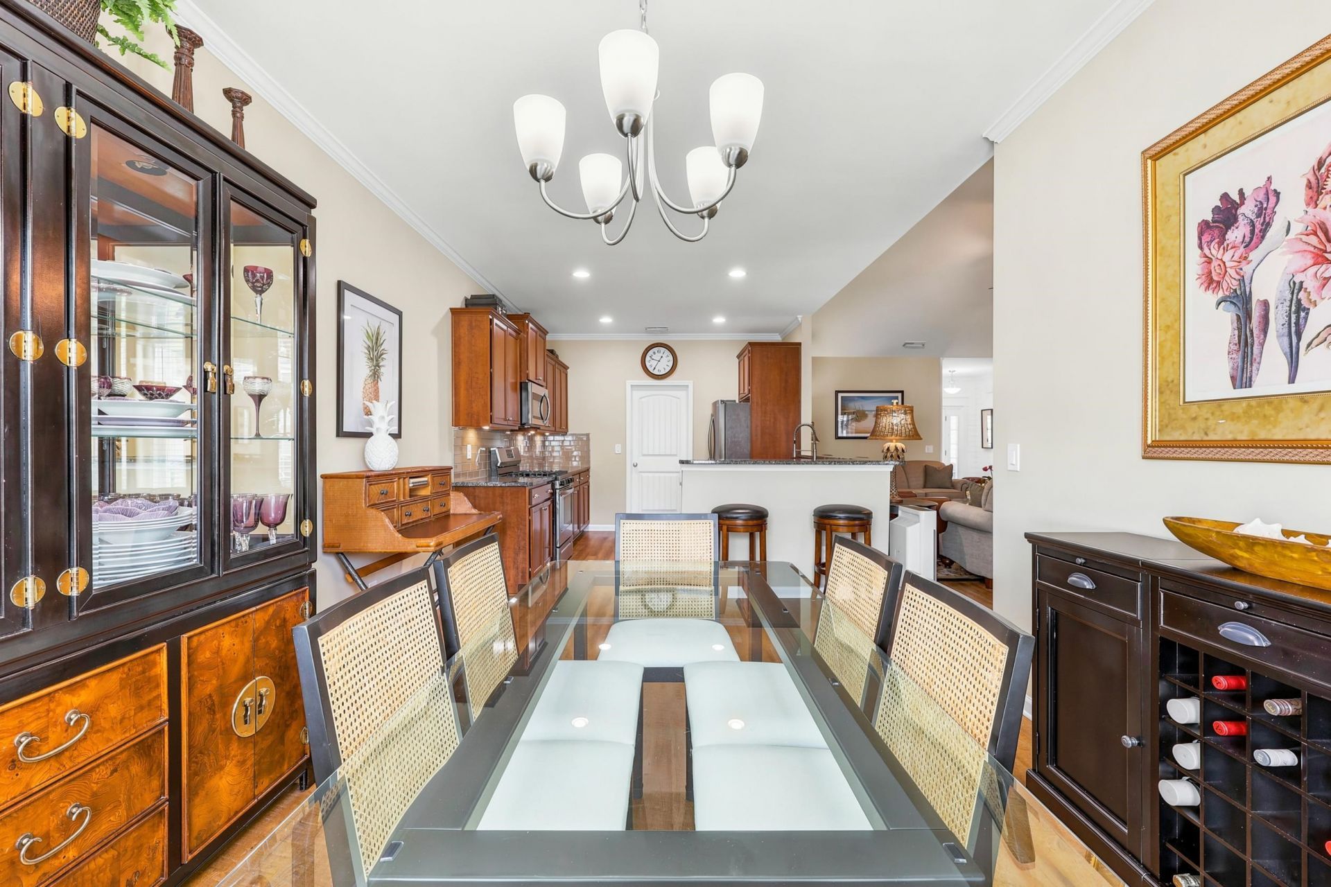 1046 Kennington Ct. Photo 18