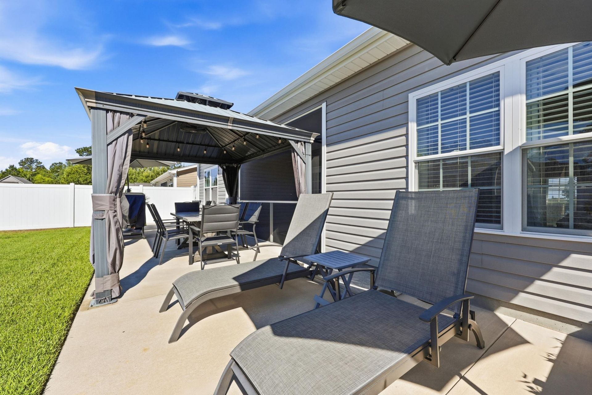 1046 Kennington Ct. Photo 39