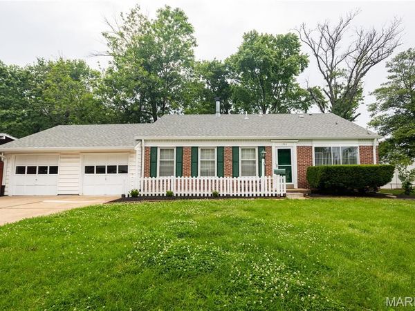 1355 Burning Tree Drive, Florissant, MO 63033