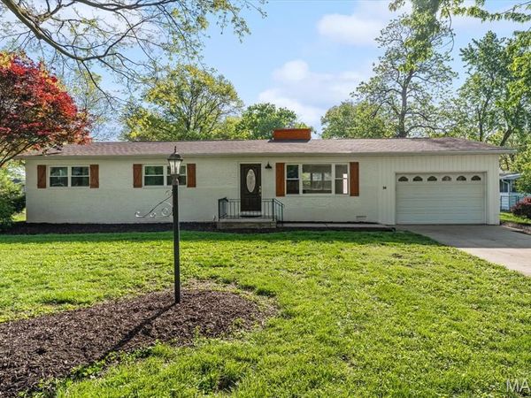 16 N 10th Street, New Baden, IL 62265