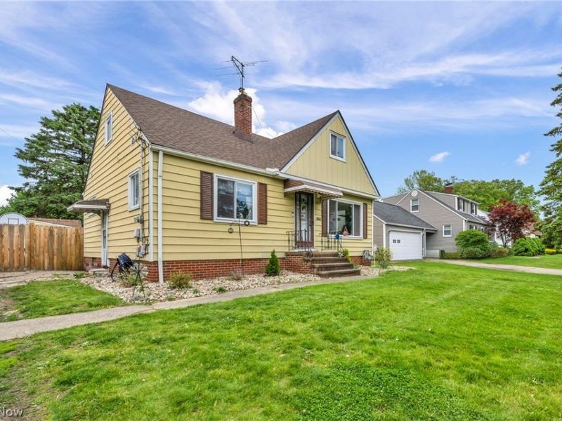 6294 Alexandria Drive, Parma Heights, OH 44130 Photo 3